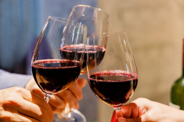 Продажи в Россию молдавского вина сократились почти на 60%
